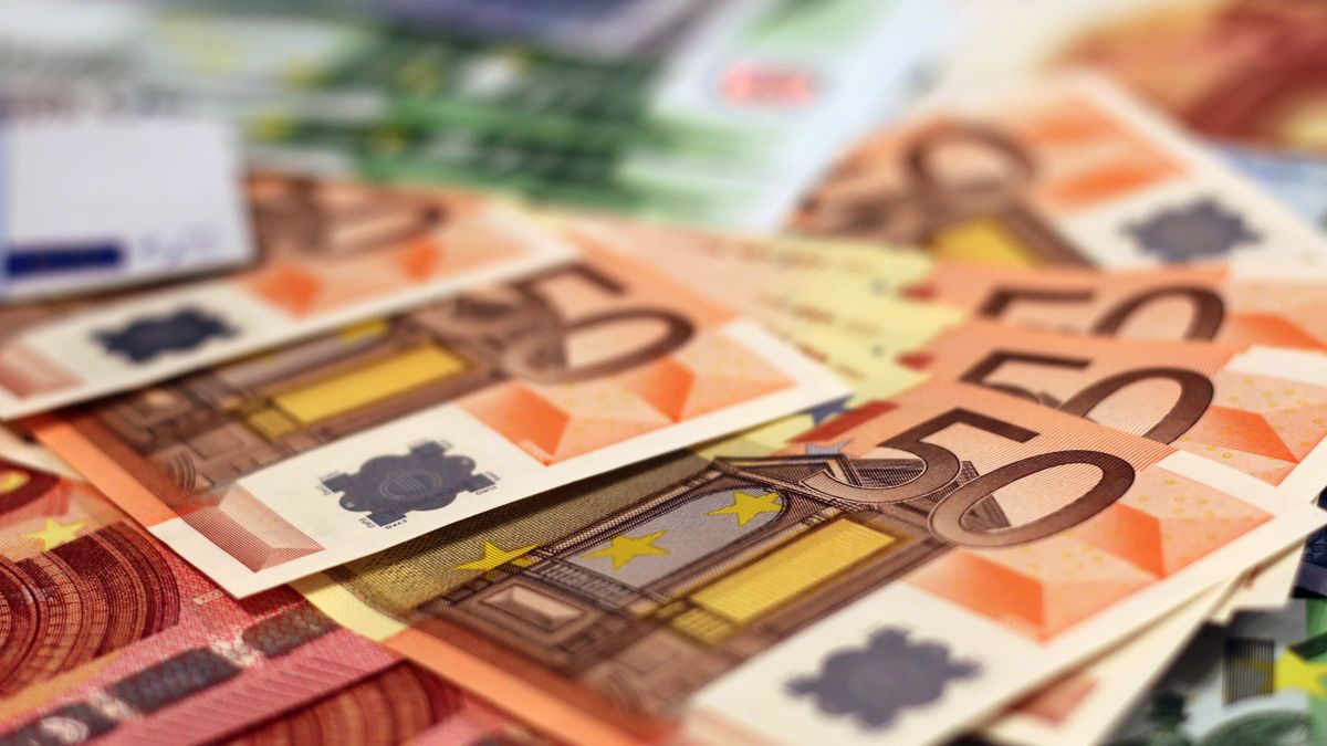 Kursna lista i evro u dinare: kako se zaštititi od kursnog rizika